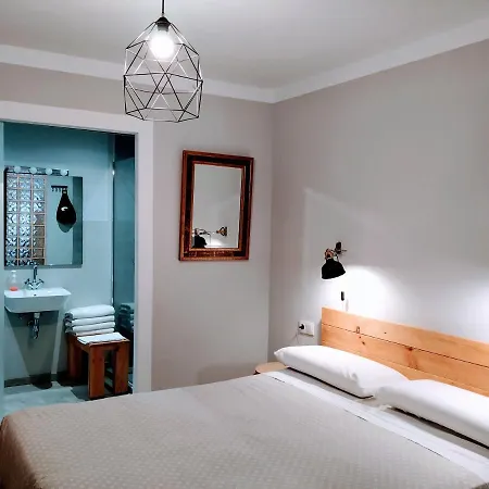 Apartamento De La Parte Antigua De Caces