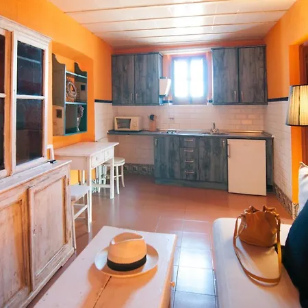 Apartamento De La Parte Antigua De Caces