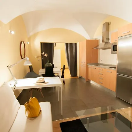 Apartment De La Parte Antigua De *