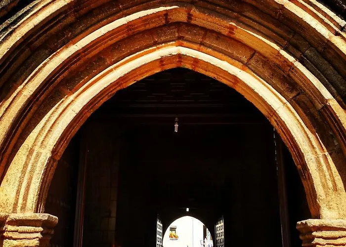 De La Parte Antigua De Caceres