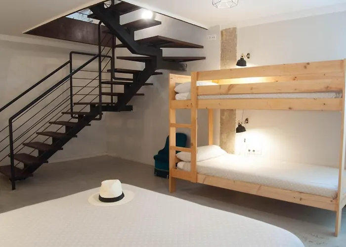 De La Parte Antigua De Apartamento Caces